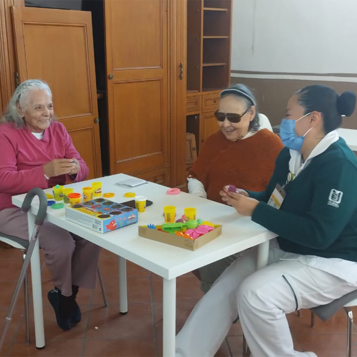 foto niños abrazándose