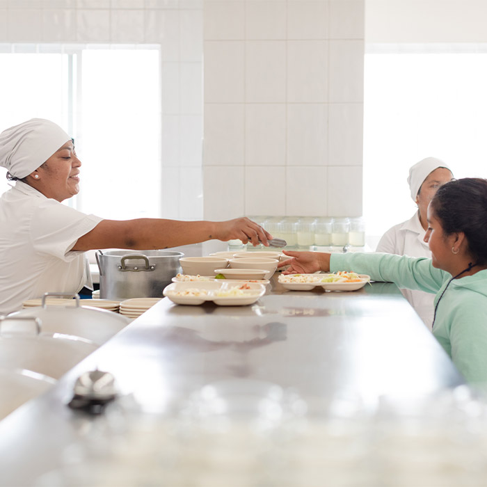 foto niños abrazándose